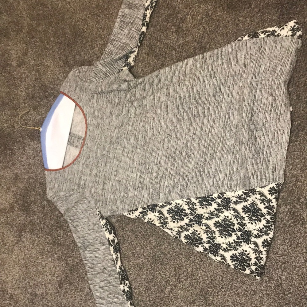 2 fabric creative and fun flowing blouse